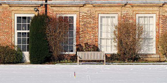 Bradenham Manor in the snow