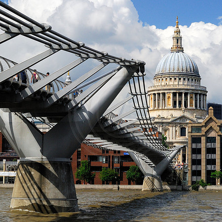 St Paul's and the Millenium Bridge